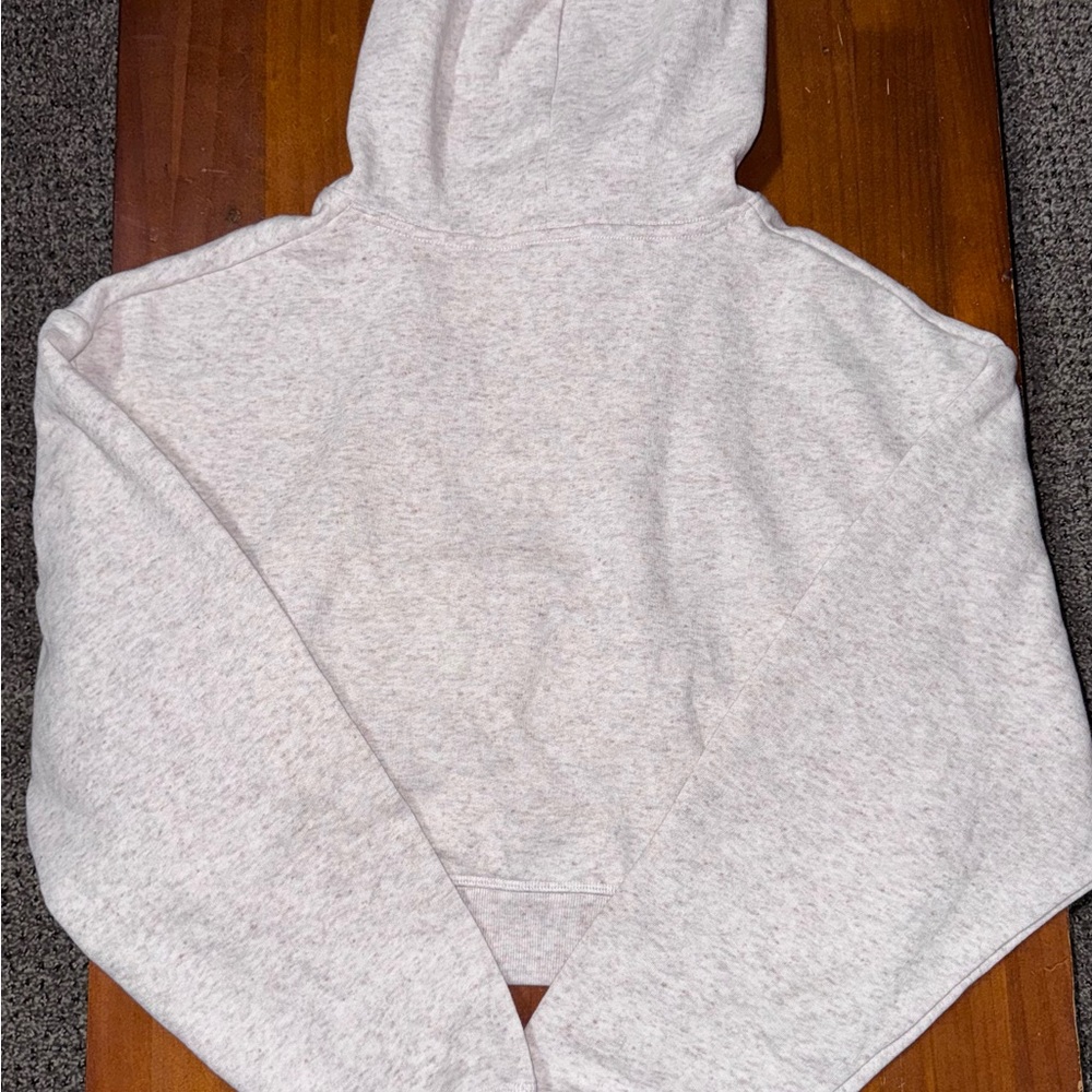 PINK Victoria's Secret NWT Cropped Hoodie Laurel Crest Logo Heather Gray size XS - Picture 5 of 9